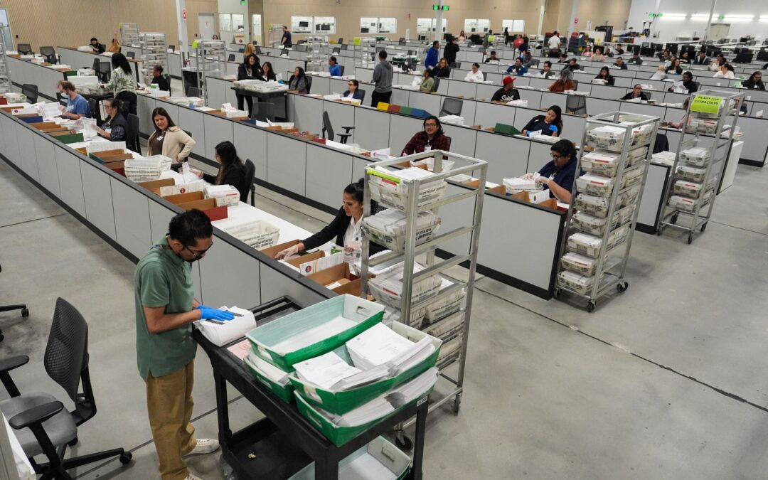 After Democratic scare, California flirts with return to closed primaries